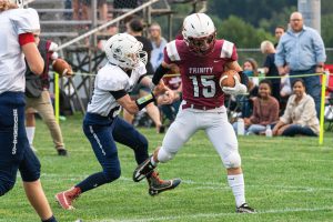 Kyle Knight leads Trinity Christian football team to season-opening win over Hundred